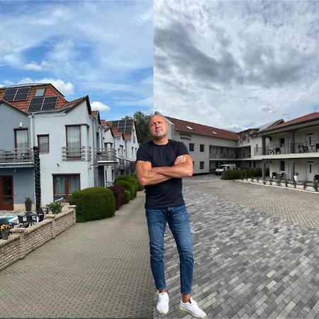 Brill Hotel Bekescsaba Exteriér fotografie