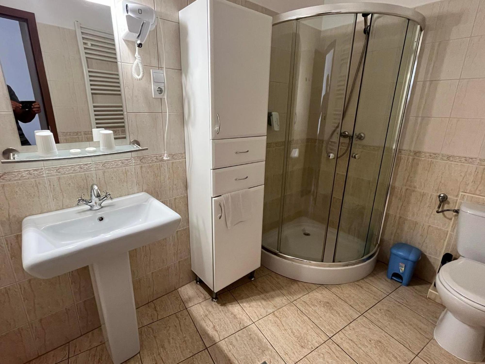 Brill Hotel Bekescsaba Pokoj fotografie